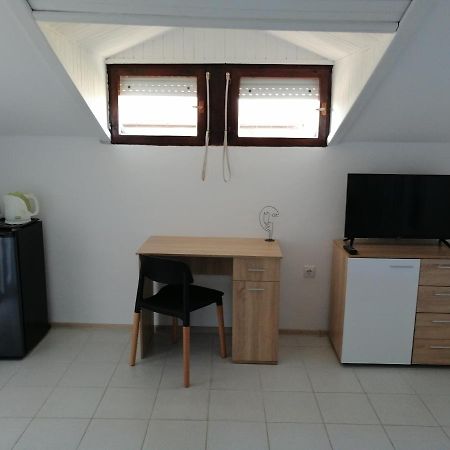 Ianakiev Guest House チェルノモレツ エクステリア 写真