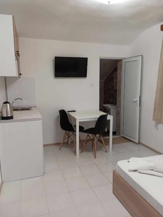 Ianakiev Guest House チェルノモレツ エクステリア 写真